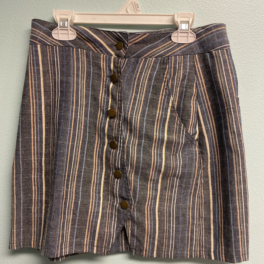Skirt! In great condition size small